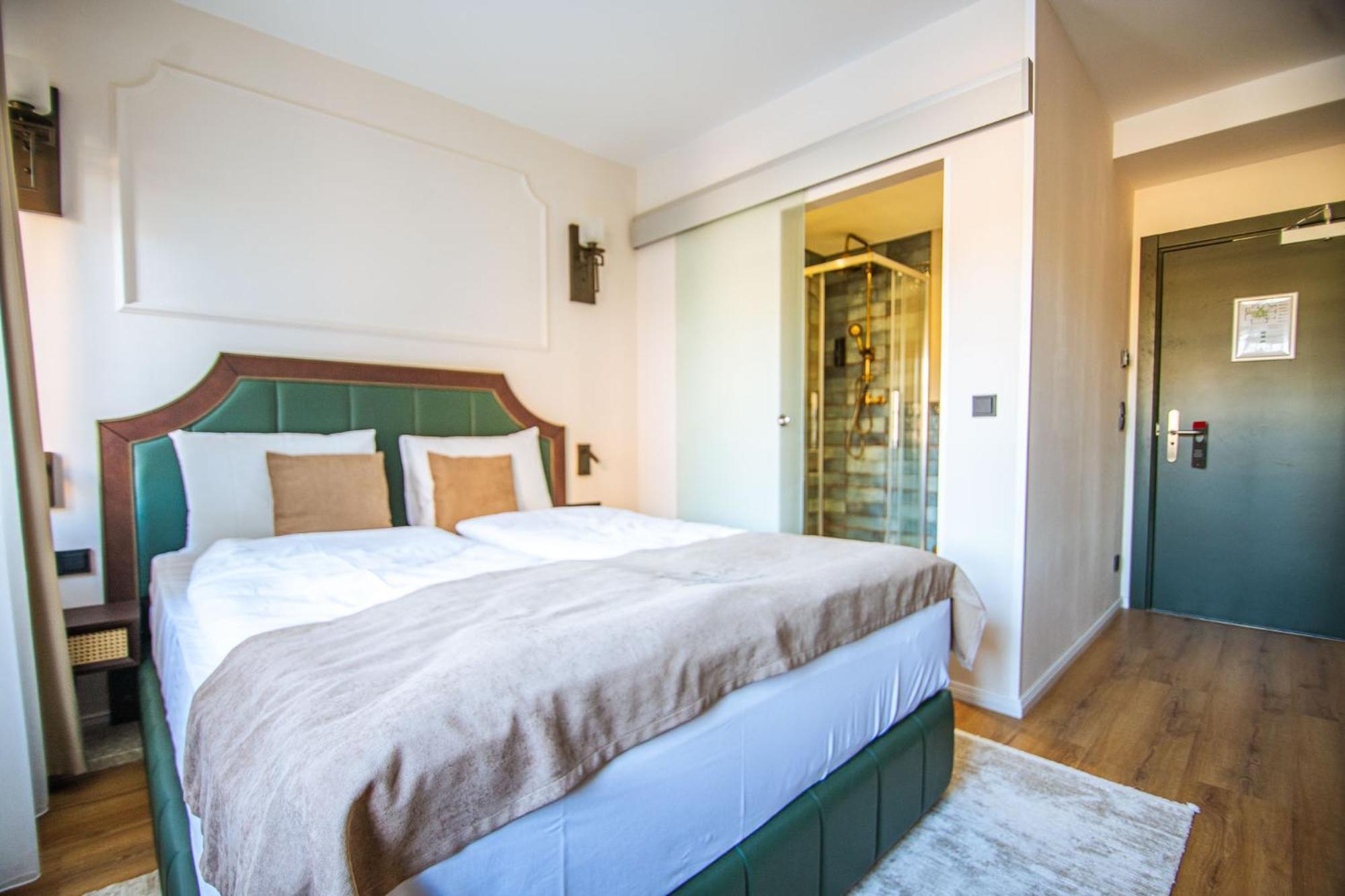 Hotel Ratsmuehle Lueneburg Экстерьер фото